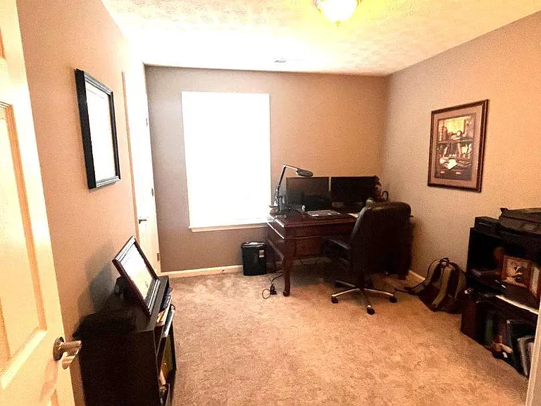 215 Dogwood Ave — Photo 9
