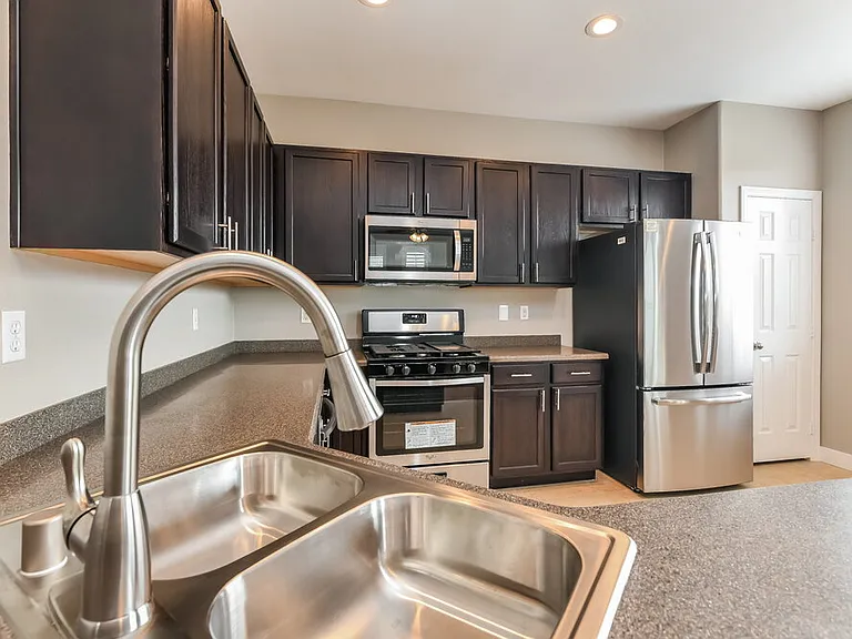6317 Rubylyn Ave — Photo 8