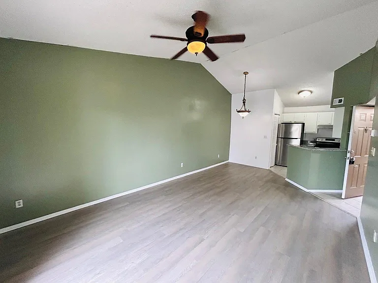 1908 Lake Atriums Cir #9 — Photo 3