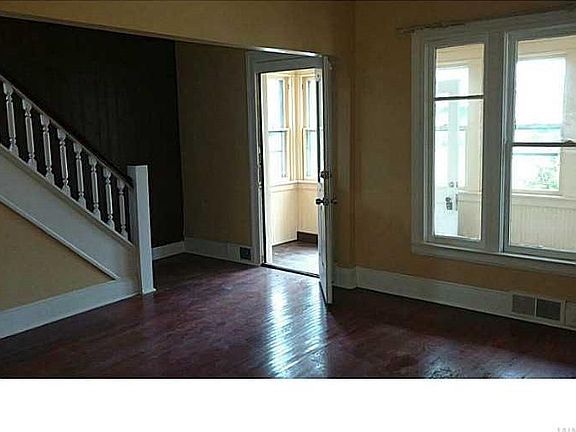 4th image of 94 Ontario St