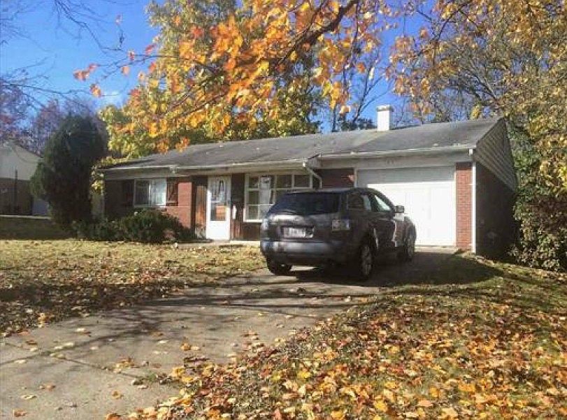 1st image of 795 N Hill Ln