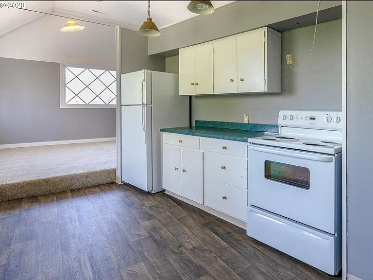11101 NE Wygant St #A — Photo 9
