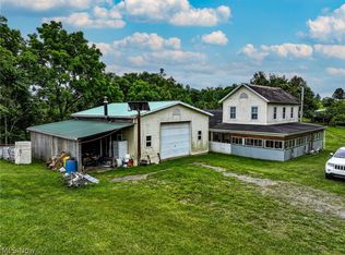 15985 Dog Rd, Newcomerstown, OH 43832