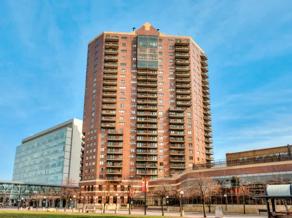 300 Walnut St #1905, Des Moines, IA 50309