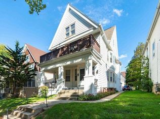 2962 N Cramer St #2964, Milwaukee, WI 53211