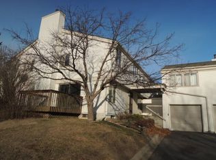 337 Elan Ct, Woodbury, MN 55125