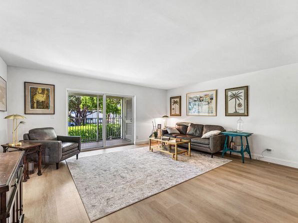 207 Tropic Isle Dr APT 210