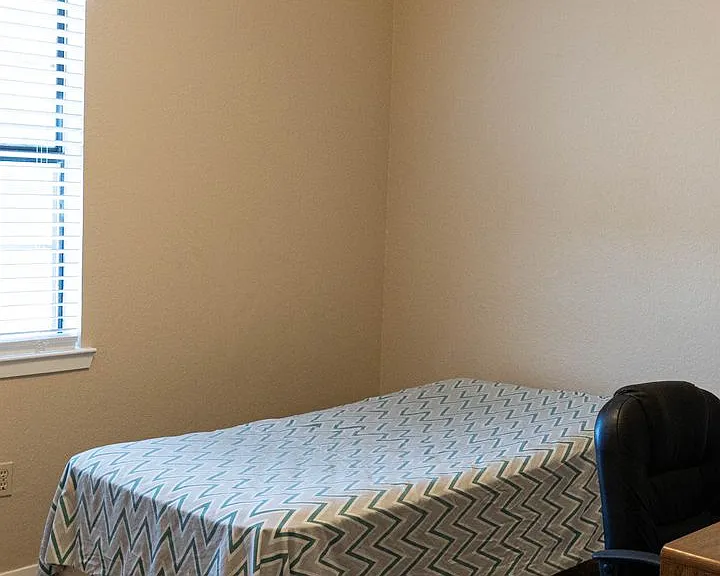 1214 Baylor Ave #210 — Photo 10