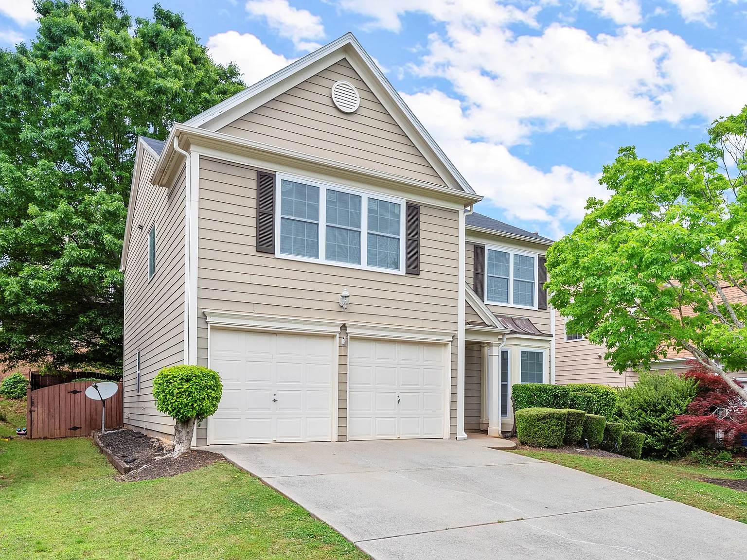 3 bed, $5,500 — Photo 2