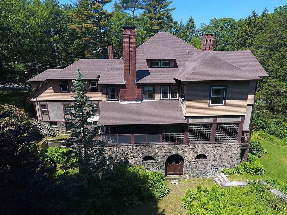 93 Highland Ave, Greenfield, MA 01301 Zillow