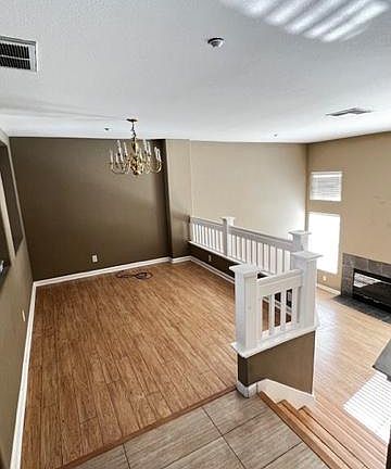 3rd image of 984 Nattinger Way