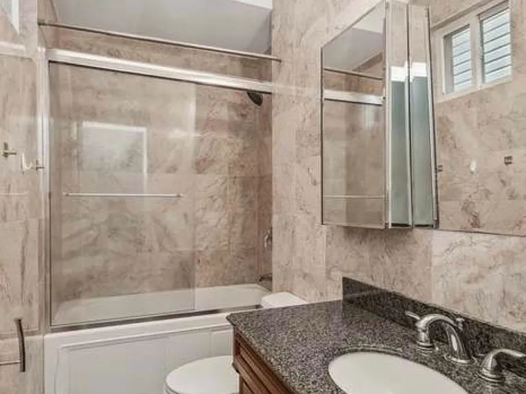 3023 N Kenmore Ave #3 — Photo 6