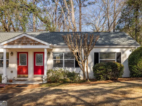 1526 Stone Gate Ln SE, Atlanta, GA 30317