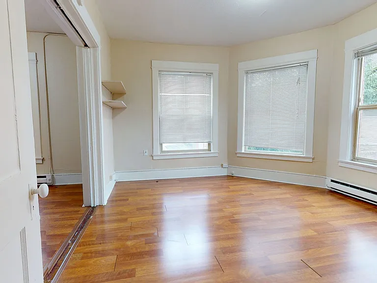 Roycroft Apartments — Photo 30