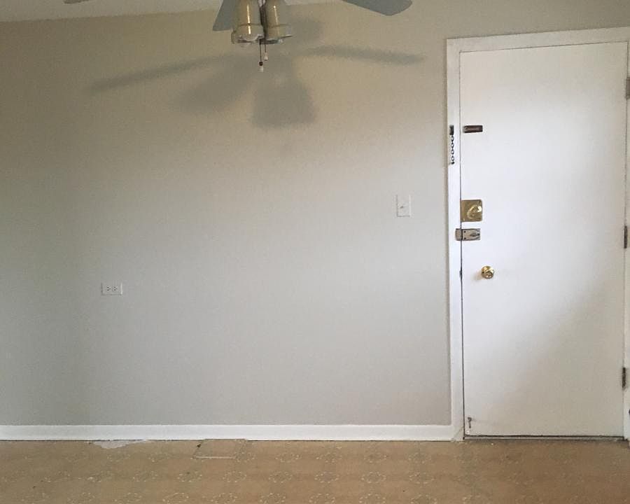 1st image of 12917 Page St