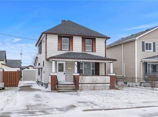 217 Mitchell St, Pt Colborne, ON L3K 1Y4