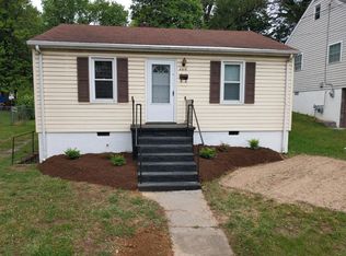 2210 Plantation Rd NE, Roanoke, VA 24012