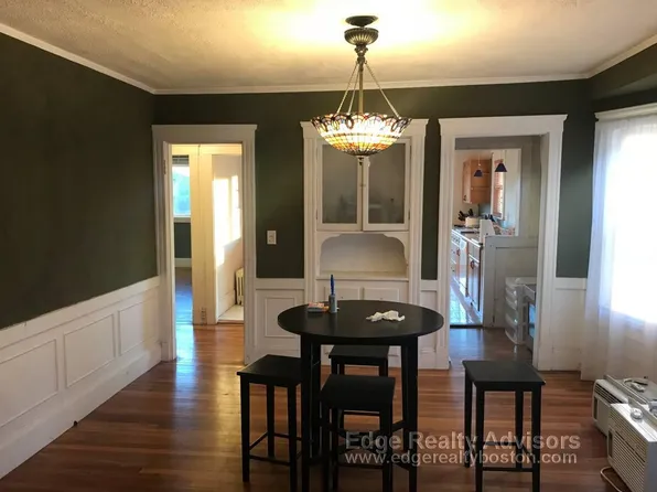 26-28 Larch St Unit 1, Brighton, MA 02135