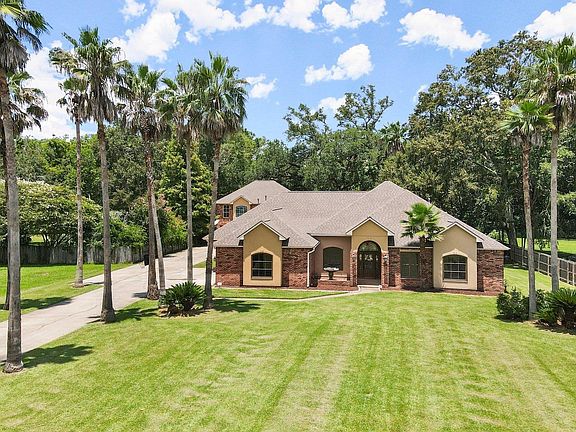 3rd image of 38378 Sweet Magnolia Dr