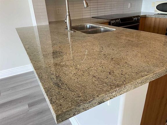 5th image of 55 S Spruce Pl SW #1406