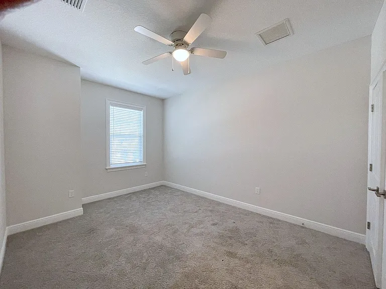 2502 W Fig St #2 — Photo 13