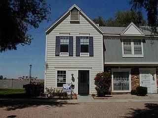 2nd image of 1601 N Saba St Unit 321