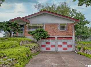 9506 Linden Ave, Bellevue, NE 68147