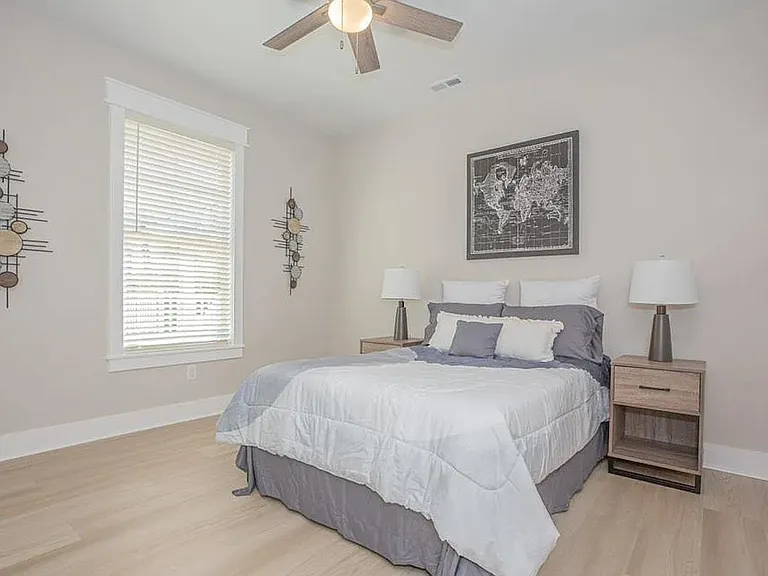 8635 Pebble Creek Dr — Photo 12