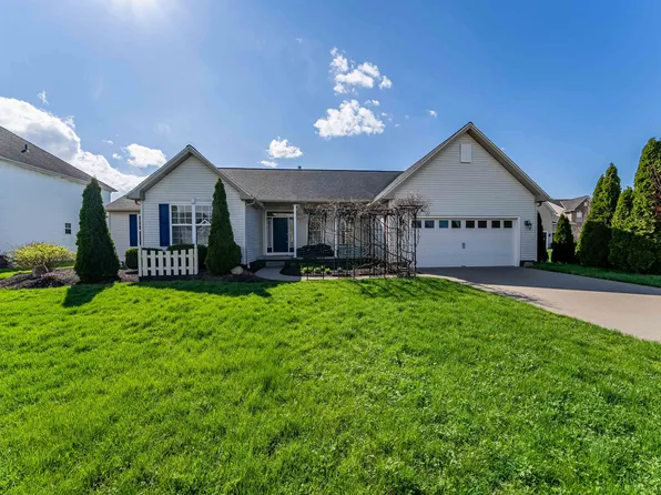 3834 Swinton Cir, Avon, OH 44011