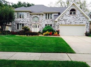 1547 Pinehurst Dr, Darien, IL 60561