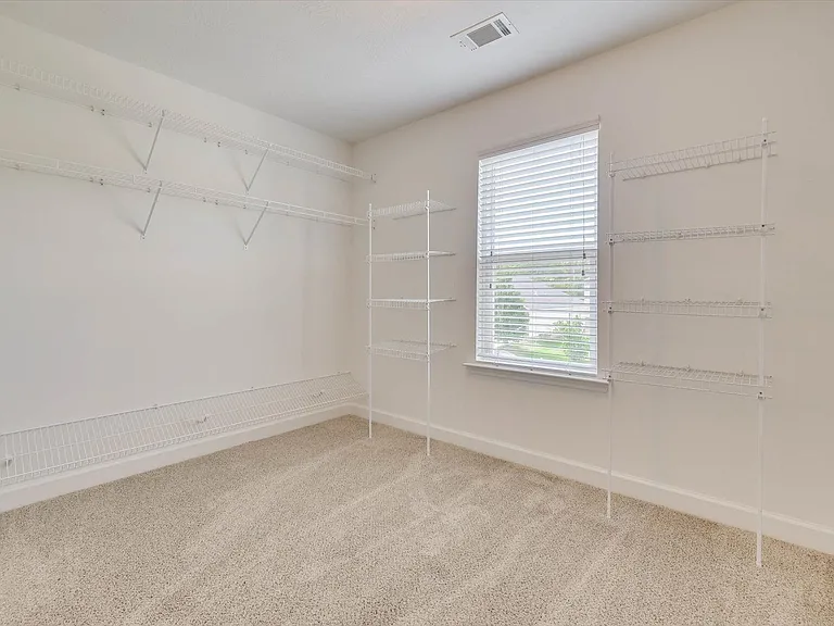 127 Radcliff Dr — Photo 36