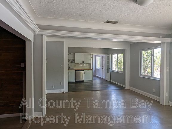 5th image of 5050 1st Ave N