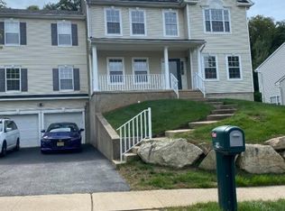 54 Hill Hollow Rd, Lake Hopatcong, NJ 07849