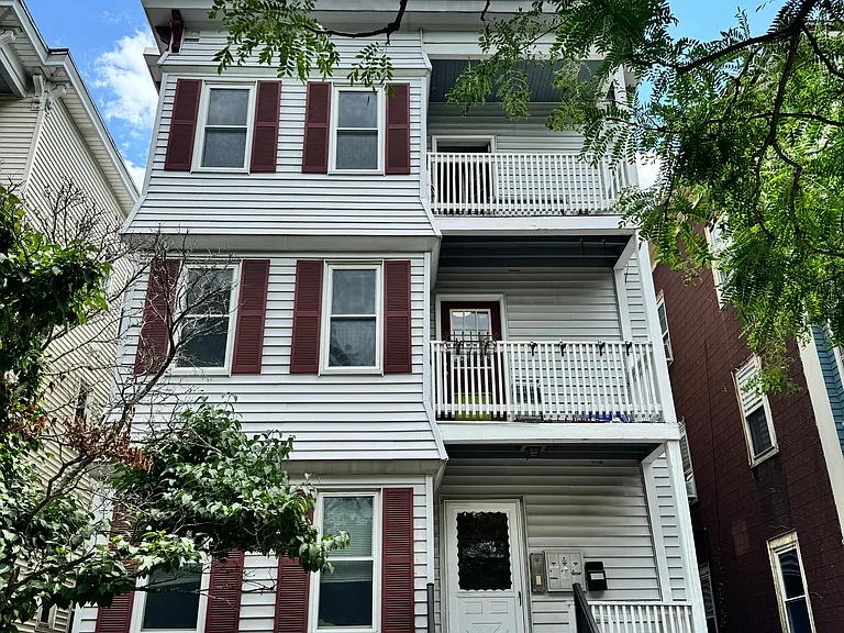 60 Brookside Ave #1 — Photo 1