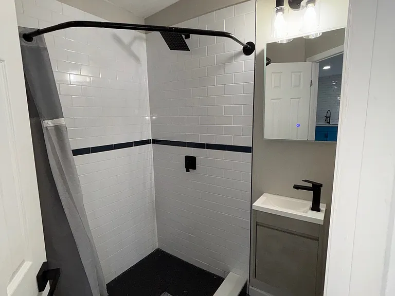 1706 W Jean St #2 — Photo 9