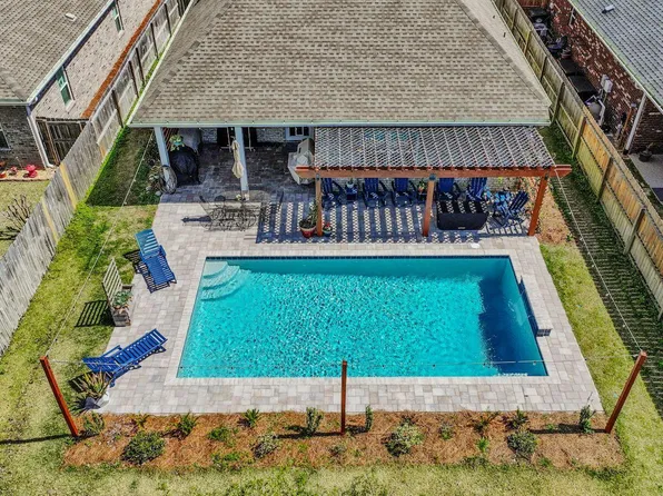 126 Drews Ln, Panama City, FL 32405