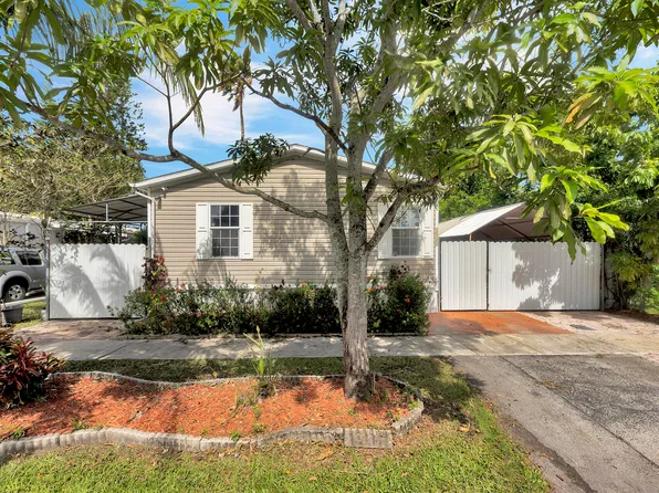 21831 NW 6th Court, Pembroke Pines, FL 33029