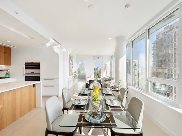 885 Cambie St #1604, Vancouver, BC V6B 0R6