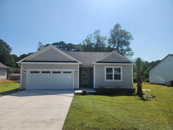 1011 High Point Avenue SW, Calabash, NC 28467