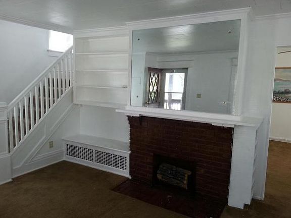 2nd image of 297 Belmont St