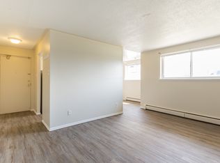 83 Conroy Cres, Guelph, ON N1G2V5