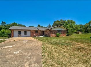 18307 Stevens Rd, Shawnee, OK 74801