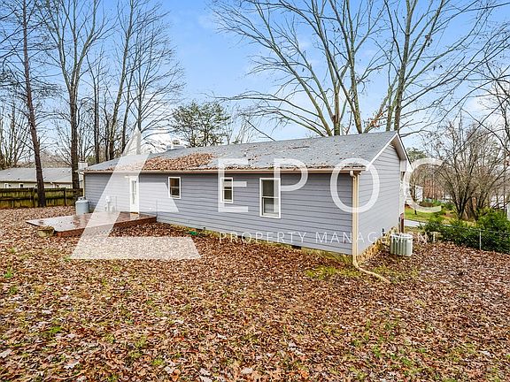 4th image of 2504 Mill Brook Trl