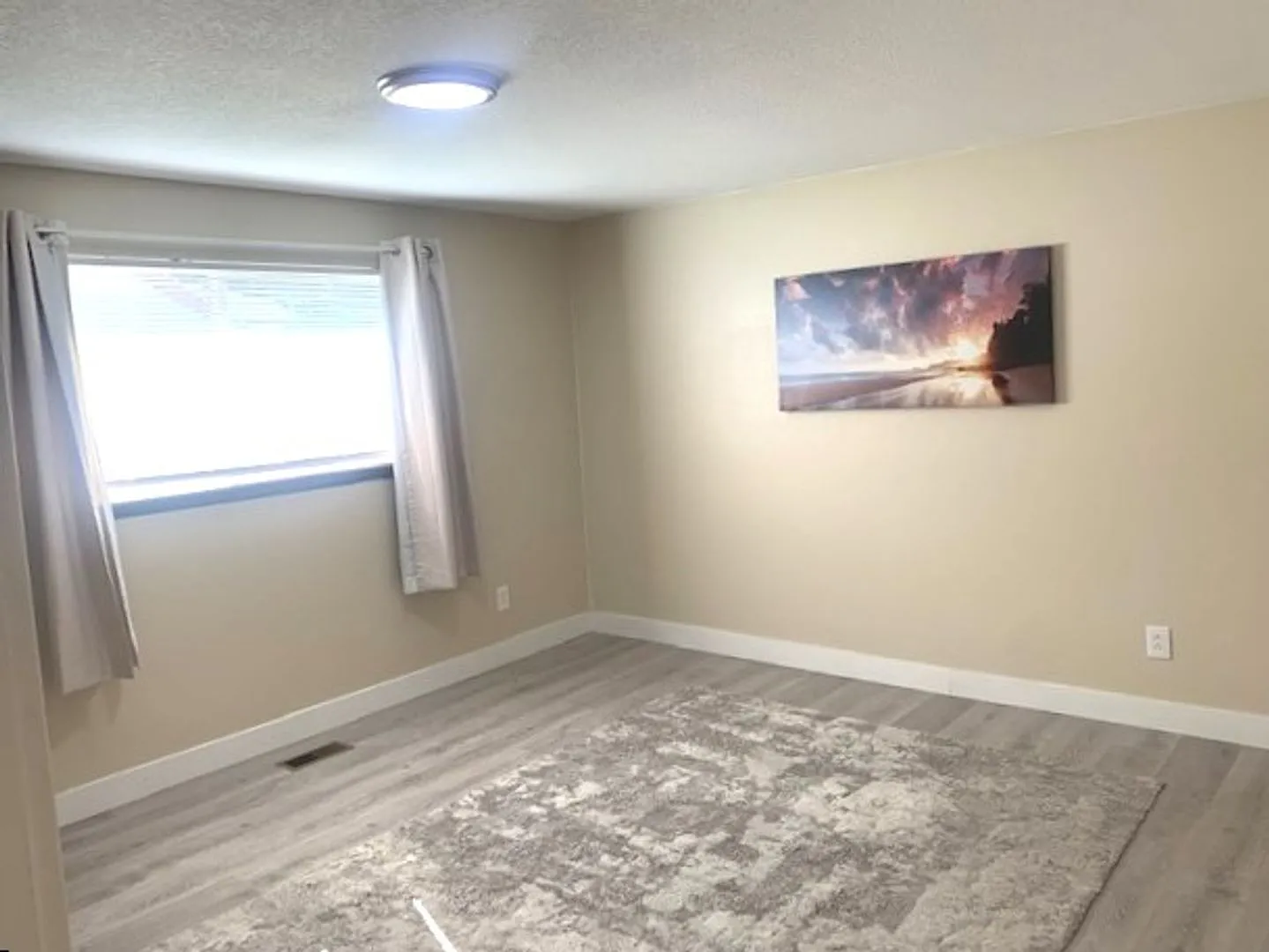 169 W. Cedar Street — Photo 3