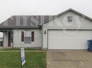 10235 Lone Wolf Dr, Indianapolis, IN 46235