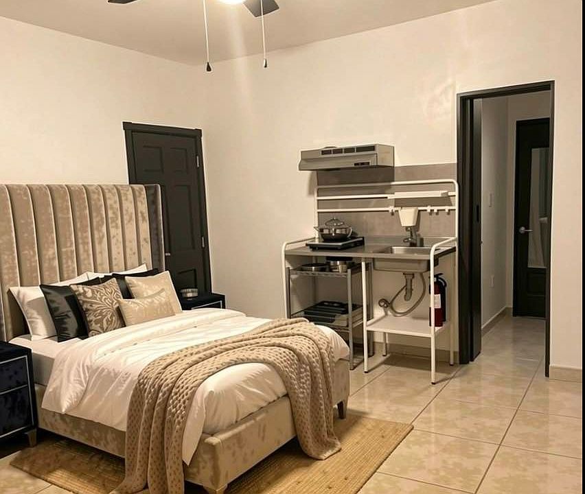 1st image of 735 Hancock St APT 4