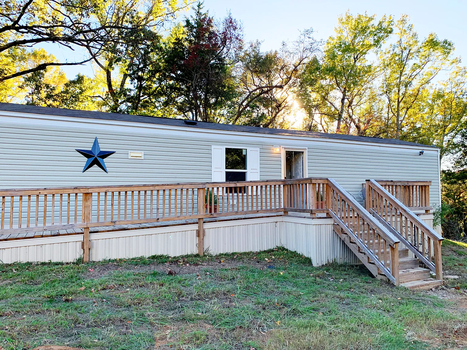 3 bed, 950 sqft, $1,400 — Photo 2