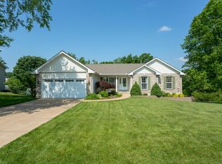 5 Wedge Ct, High Ridge, MO 63049