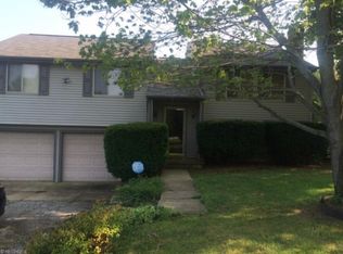 16415 Joann Dr, Montville, OH 44064