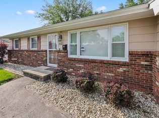 1623 E Hinsdale Ave, Decatur, IL 62526